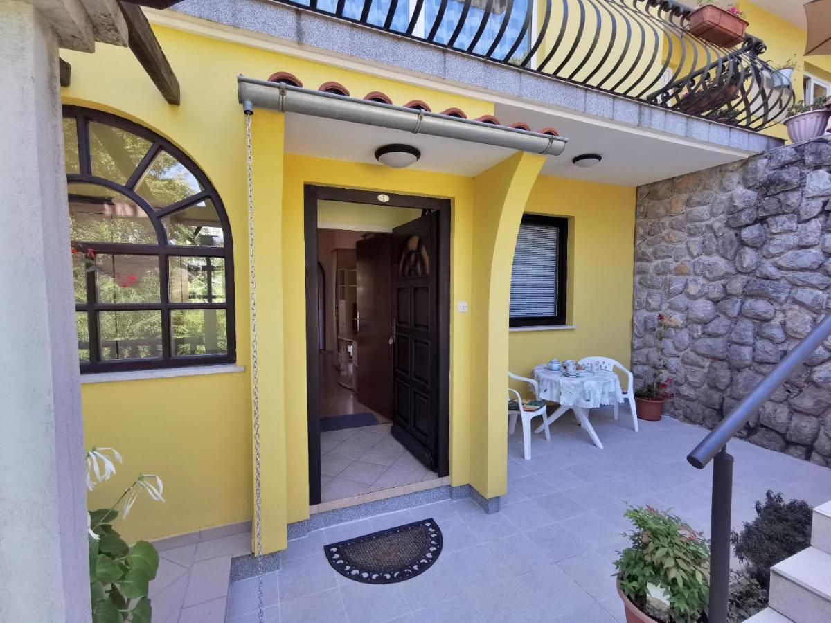לובראן Apartment Delost מראה חיצוני תמונה