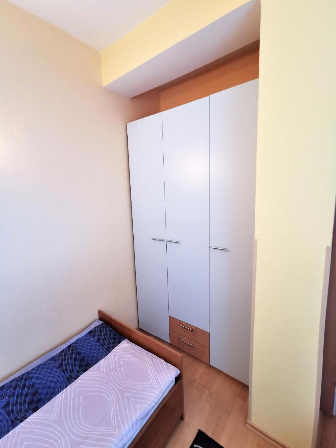 לובראן Apartment Delost מראה חיצוני תמונה